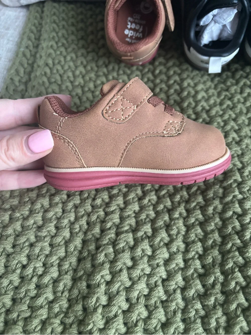 NWOT Stride Rite Toddler Shoes in Tan and carters shoes black 4t baby boy shoes